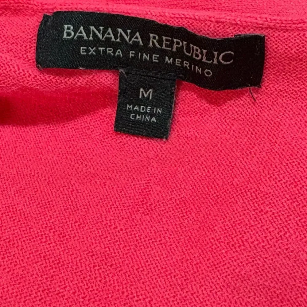 Banana Republic Merino Bright Pink V-Neck Sweater Grey Side Arm Accents - Picture 5 of 14